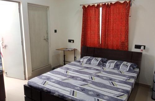 Ahmedabad House | Private room with attached washroom - Comfortable and Relaxing Stay