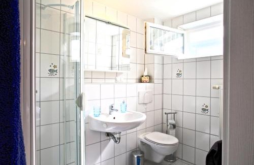 Hildesheim District House | Private Room with own bathroom
