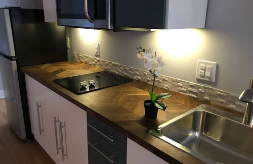 Danbury Apartment | Private Room with Private Bathroom