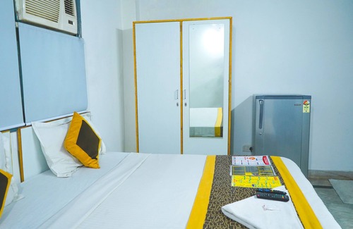 Hauz Khas Village Bed & Breakfast | PRIVATE ROOMS IN HAUZ KHAZ
