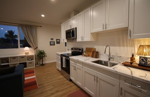 Northwest San Pedro House | Private San Pedro ADU—Brand-New, Furnished, Safe and Quiet Neighborhood Comfort