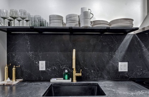 Quechee House | Private! Sauna, 3BR/2Ba, Pet-Friendly | Twin Peaks
