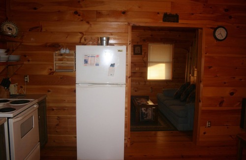 Blairsville Cabin | Private, Secluded, Relaxing Cabin. 012564nASK ABOUT WEDDING OPPORTUNITIES!