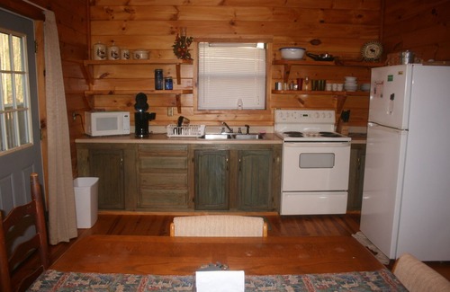 Blairsville Cabin | Private, Secluded, Relaxing Cabin. 012564nASK ABOUT WEDDING OPPORTUNITIES!