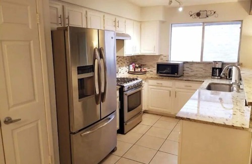 George Bush Park/Eldridge Apartment | Private Separate Entry Guest Suite Close To Everything