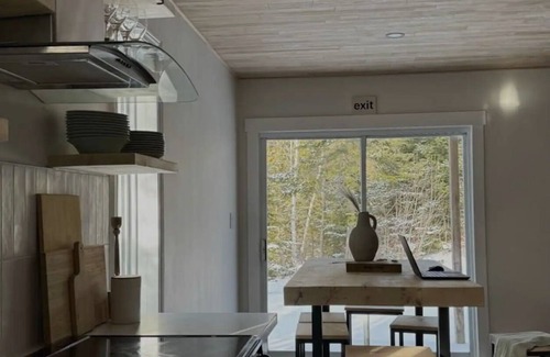 Tobermory Cottage | Private spa in Tobermory, Canada