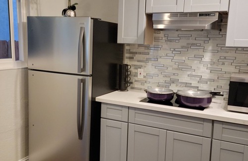 Brookvale Apartment | Private Studio Apartment located in quite neighborhood