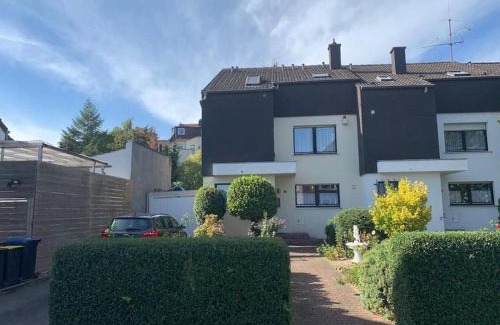 Dortmund Apartment | Private Studio Apartment with Balcony in Dortmund-Brackel