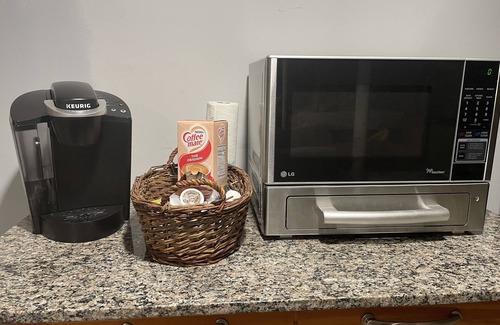 Lyman Apartment | Private Studio Apartment close to Downtown Greenville, Furman U, BJU and more!