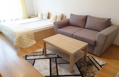 Razlog Resort | Private Studio in Aspen Golf and Ski Resort