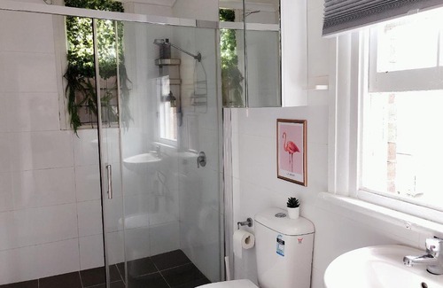 Kingsford Apartment | Private Studio-room In Kingsford with Kitchenette and Private Bathroom Near UNSW, Randwick 4 - ROOM ONLY