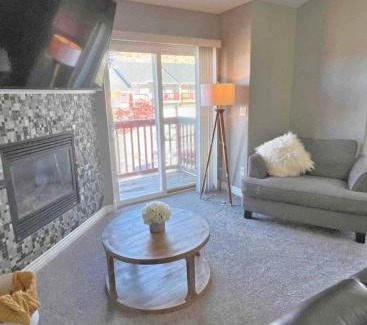 Pocatello House | Private Stylish Townhome near ISU & Hospital