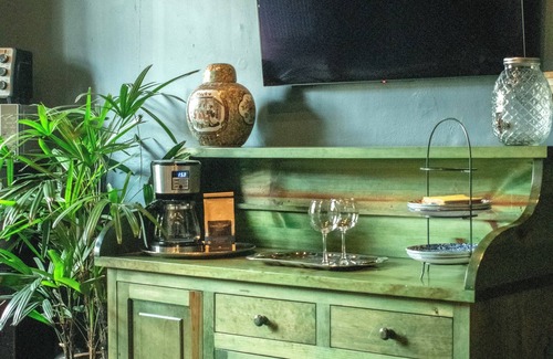 Antigua Guatemala Apartment | Private Suite in Antique Shop