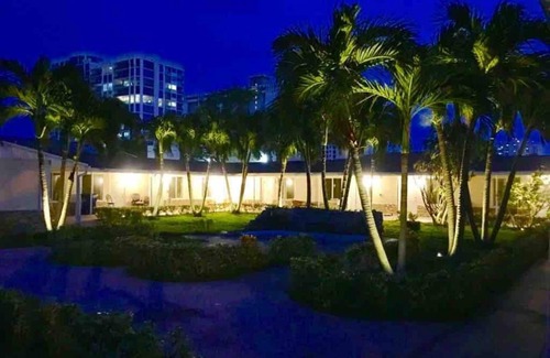 Pompano Beach Apartment | Private Suite # 5, few minutes walk to the beach.