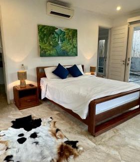 Babakan House | Private suite in a kids friendly big shared villa in Canggu