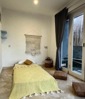 Babakan House | Private suite in a kids friendly big shared villa in Canggu