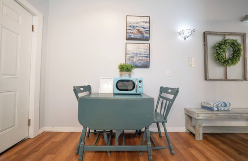 Old Town House | Private suite located across from the Lightner Museum w. free dedicated parking.