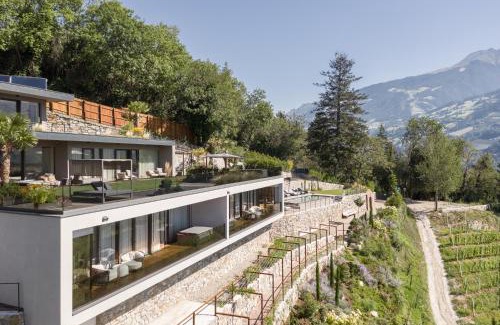Tirolo Ski Chalet | Private Suites COLLIS - Feel good Resort Johannis