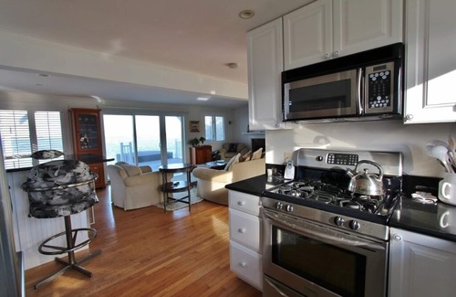 Barnstable House | Private swimming beach, georgerous water views and sunsets!