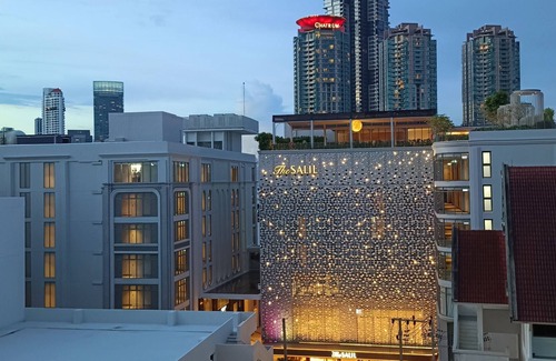 Bang Kho Laem Apartment | Private Room Queen Size bed Near BTS Walk 500 m From Asiatique the Riverfront!