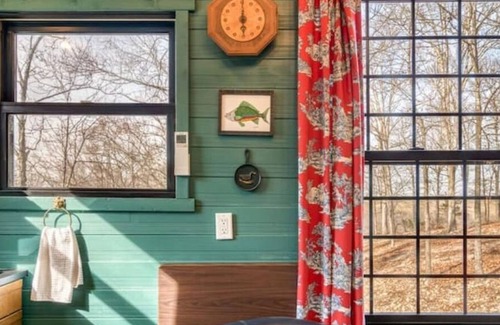 Cape Fair House | Private Treehouse near Branson