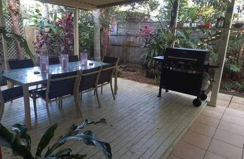 Ocean Shores House | Private, tropical home in Ocean Shores.