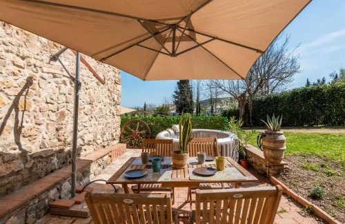 Vescovado Apartment | Private Tuscan Villa with Stunning Hill Views