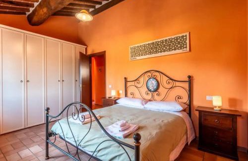 Vescovado Apartment | Private Tuscan Villa with Stunning Hill Views