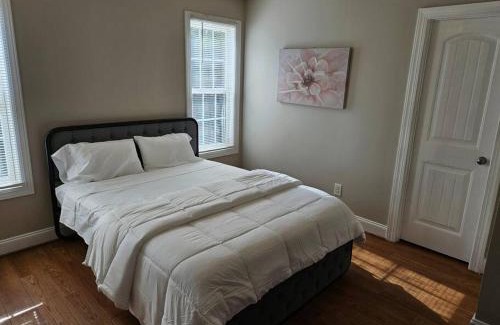 Southeast Raleigh Villa | Private Villa - 3 Bedroom House