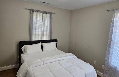 Southeast Raleigh Villa | Private Villa - 3 Bedroom House