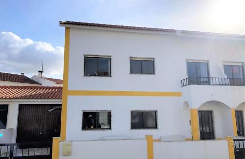 Ferrel Villa | Private Villa 4 BR&patio - 3 mins from Beach&Surf