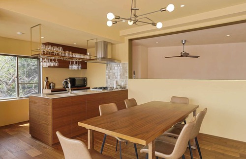 Atami Villa | Private villa for up to 10 people with a panoramic view of Atami in front of you.