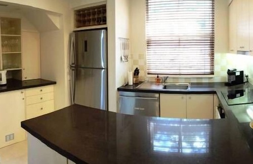 Pokolbin House | Private Villa in Cypress Lakes Golf and Country Club, Hunter Valley