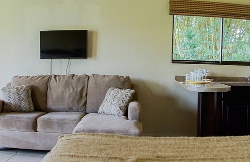 El Tanque Villa | Private Villa near La Fortuna Airport