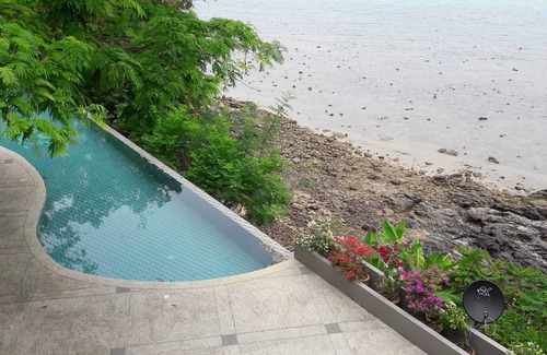 Ko Sire Villa | Private Villa Siray Beach Front