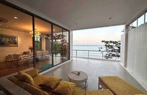Ko Sire Villa | Private Villa Siray Beach Front