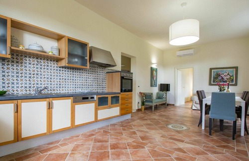 Certaldo House | Private Villa with A/C, private pool, WIFI, TV, patio, pets allowed, panoramic view, parking