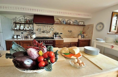 Cortona Villa | Private Villa with A/C, WIFI, private pool, TV, terrace, panoramic view, parking, close to Cortona