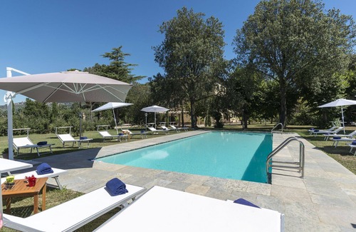 Cortona Villa | Private Villa with hot tub, private pool, WIFI, A/C, TV, patio, panoramic view, close to Cortona