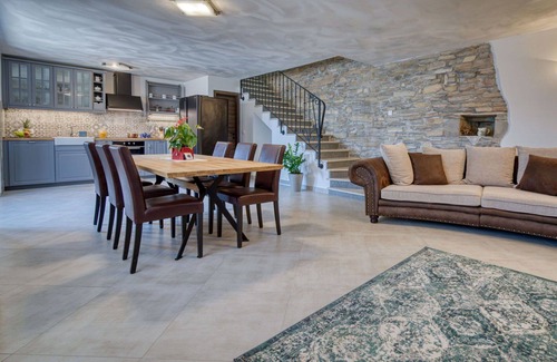 Krsan House | Private Villa with private pool, WIFI, A/C, TV, terrace, pets allowed, panoramic view, parking