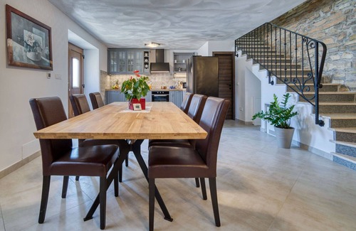 Krsan House | Private Villa with private pool, WIFI, A/C, TV, terrace, pets allowed, panoramic view, parking