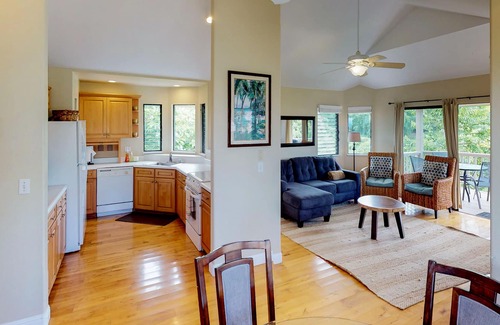 Princeville Villa | Private villa with gorgeous mountain and ocean views - beach nearby