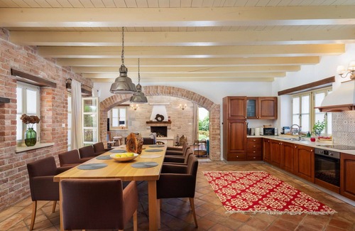 Mofardini House | Private Villa with WIFI, A/C, private pool, TV, terrace, pets allowed, panoramic view, parking
