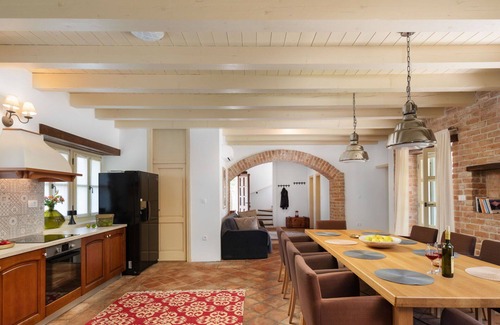 Mofardini House | Private Villa with WIFI, A/C, private pool, TV, terrace, pets allowed, panoramic view, parking