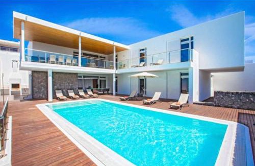 Puerto Calero Villa | Private Village Capri