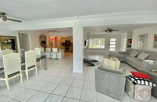 Garden Isles House | Private Waterfront, Ocean Access w/Dock, Pool, Hot Tub, Pompano Beach Paradise