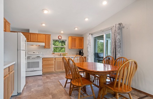 Bonner County House | Private waterfront home with a firepit, deck, W/D, and WiFi - pretty lake views
