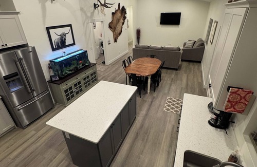 Burley House | Private Western Up Fit With Hot Tub & EV Charging