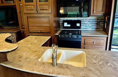 Lolo House | Private Wooded Camp site with fully equipped fifth wheel above Lolo Hot Springs