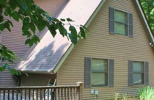 Cullowhee House | Private Wooded Lakefront, Lake Glenville Comfy Cozy Rustic Bungalow w/Dock